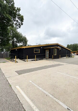 More details for 9017 S Sprinkle Rd, Kalamazoo, MI - Retail for Sale