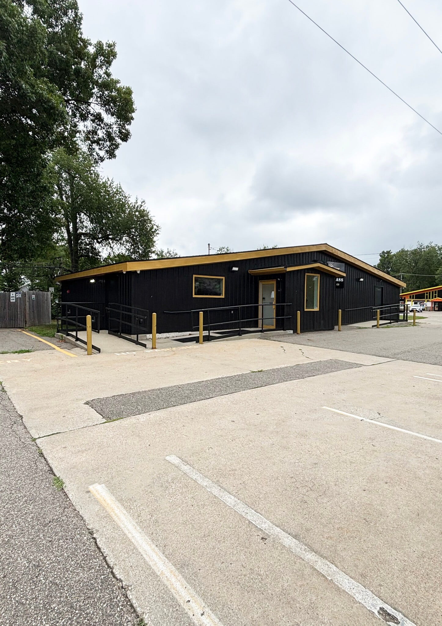 9017 S Sprinkle Rd, Kalamazoo, MI for sale Building Photo- Image 1 of 5
