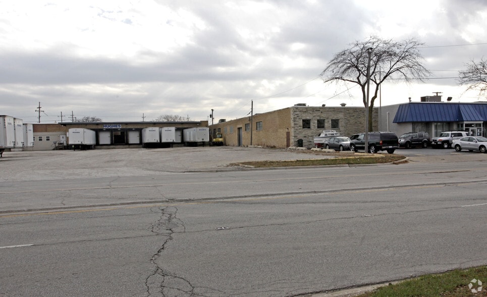 6119 W Howard St, Niles, IL for sale - Building Photo - Image 3 of 4
