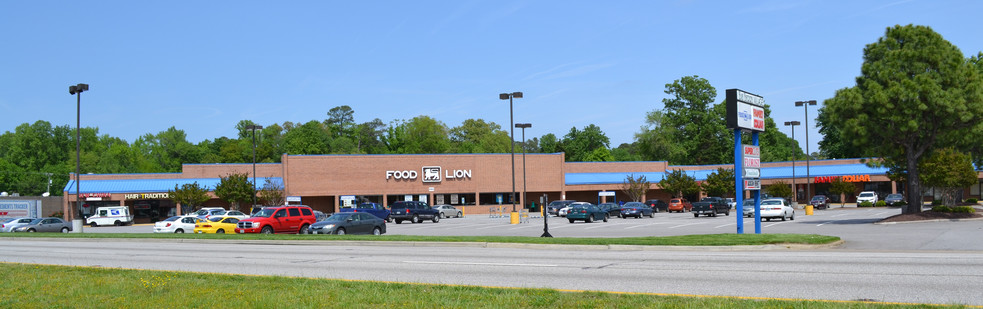 954-980 J Clyde Morris Blvd, Newport News, VA for lease - Building Photo - Image 2 of 3