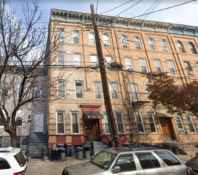 256 Saint Nicholas Ave, Brooklyn, NY for sale - Primary Photo - Image 1 of 1