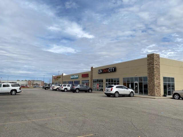 1004 18th Ave NW, Austin, MN for sale Building Photo- Image 1 of 1