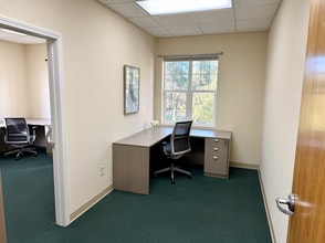 1213 Culbreth Dr, Wilmington, NC for lease Interior Photo- Image 2 of 6