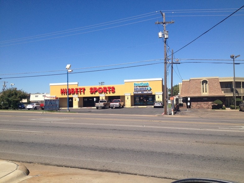 1502 W Henderson St, Cleburne, TX for sale - Primary Photo - Image 1 of 1