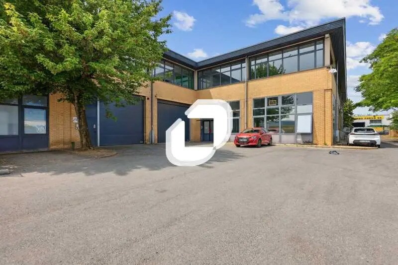 7-9 Rue Jean Prouvé, Villejuif for lease - Building Photo - Image 2 of 34