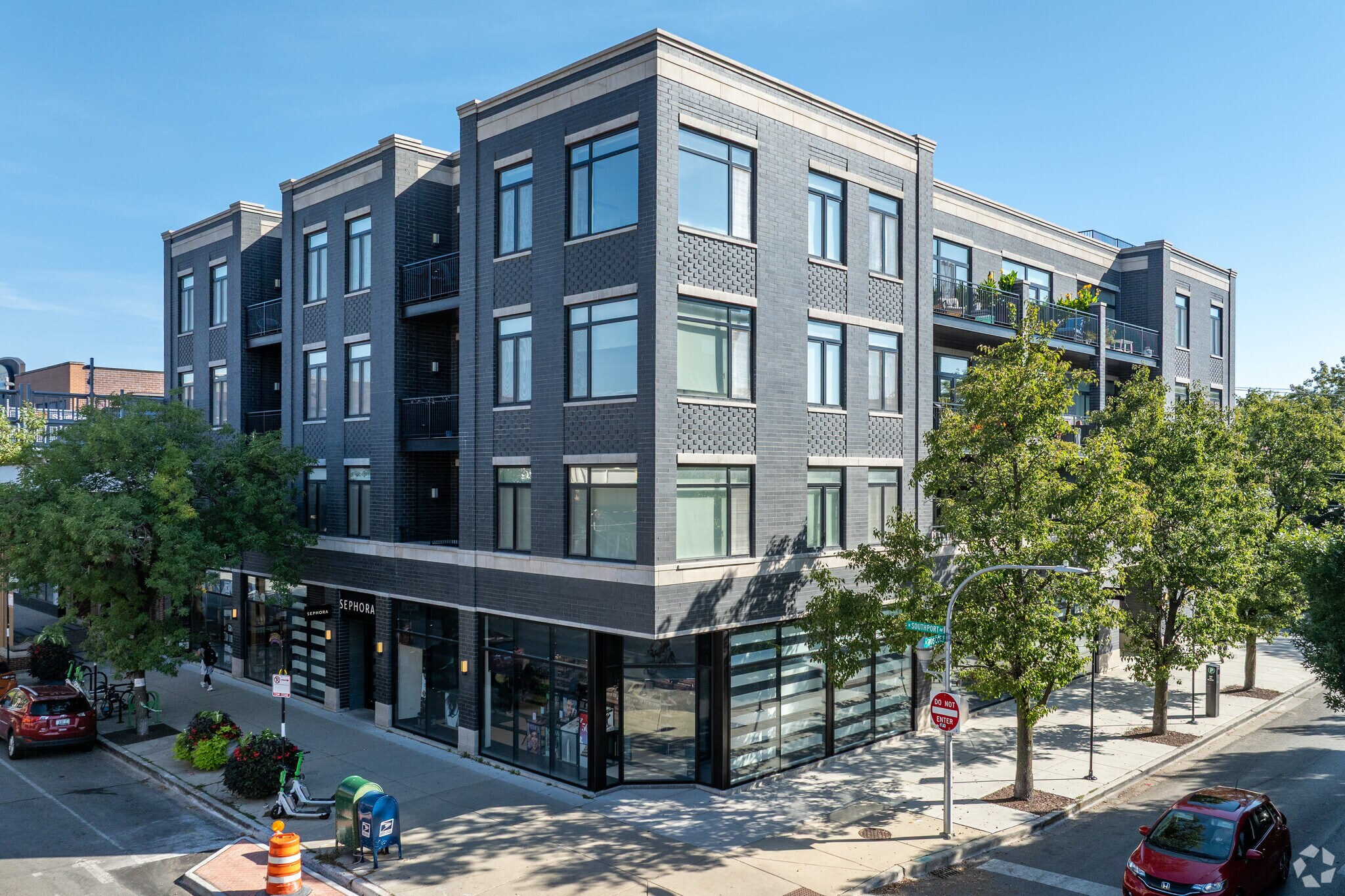 3401 N Southport Ave, Chicago, IL for sale Primary Photo- Image 1 of 1