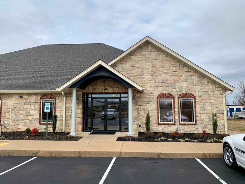 903 SE 22nd St, Bentonville, AR for lease - Primary Photo - Image 1 of 11