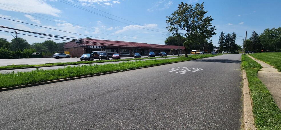 1111-1135 Powell Rd, Brookhaven, PA for sale - Building Photo - Image 1 of 1