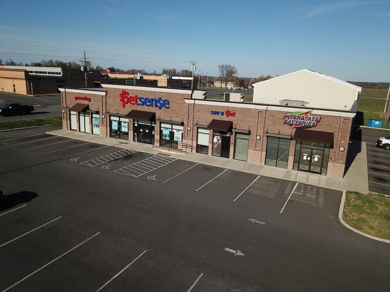 1204 Paris Rd, Mayfield, KY for lease - Building Photo - Image 2 of 9