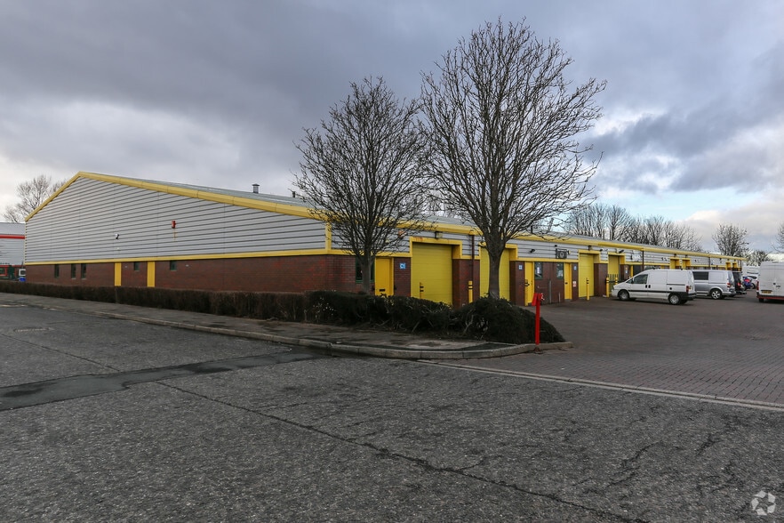 Enterprise Way, Bradford for lease - Primary Photo - Image 1 of 4