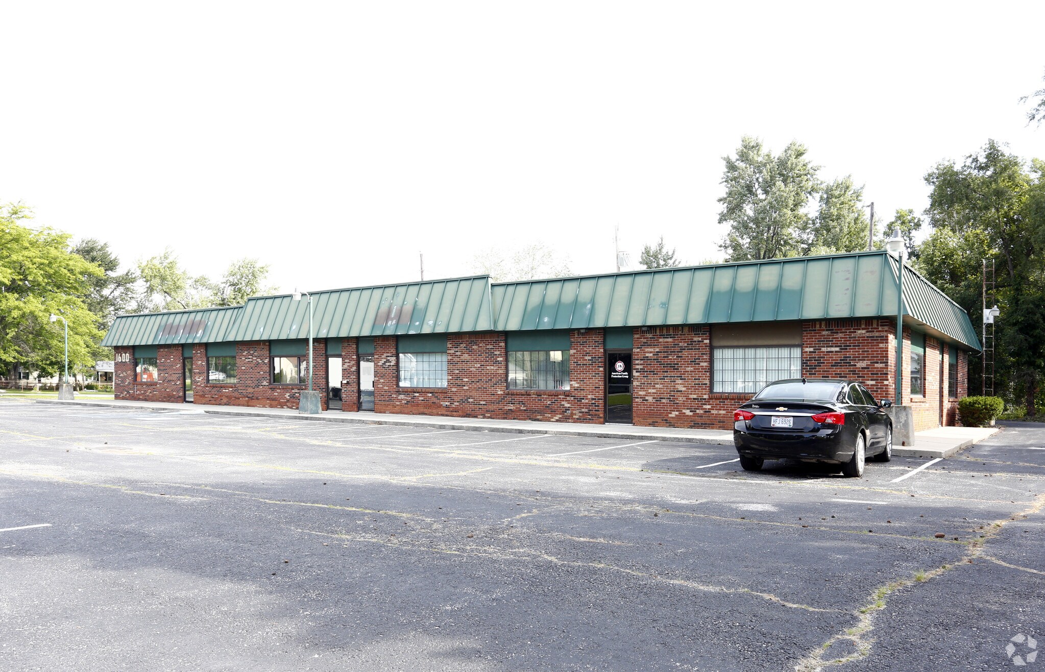 1600 Woodville Rd, Millbury, OH 43447