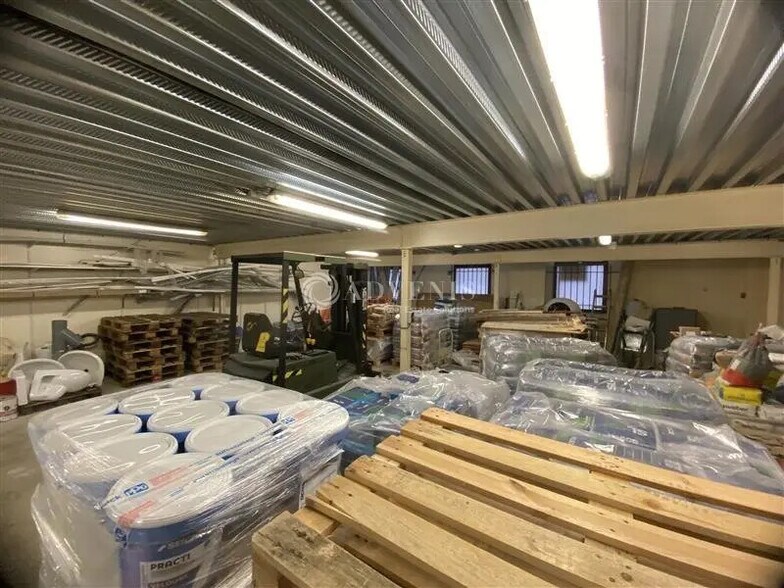 Flex in Boissy-Saint-Léger for sale - Building Photo - Image 3 of 10