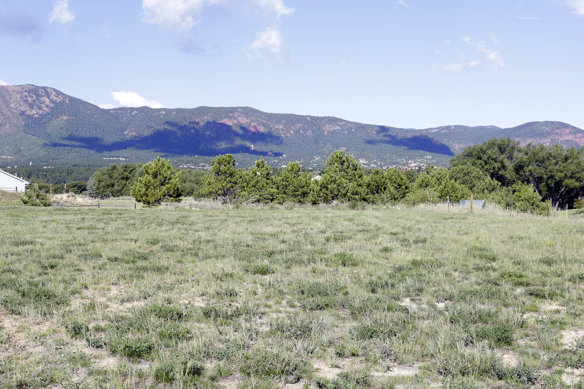 675 Beacon Lite Rd, Monument, CO for sale Primary Photo- Image 1 of 1