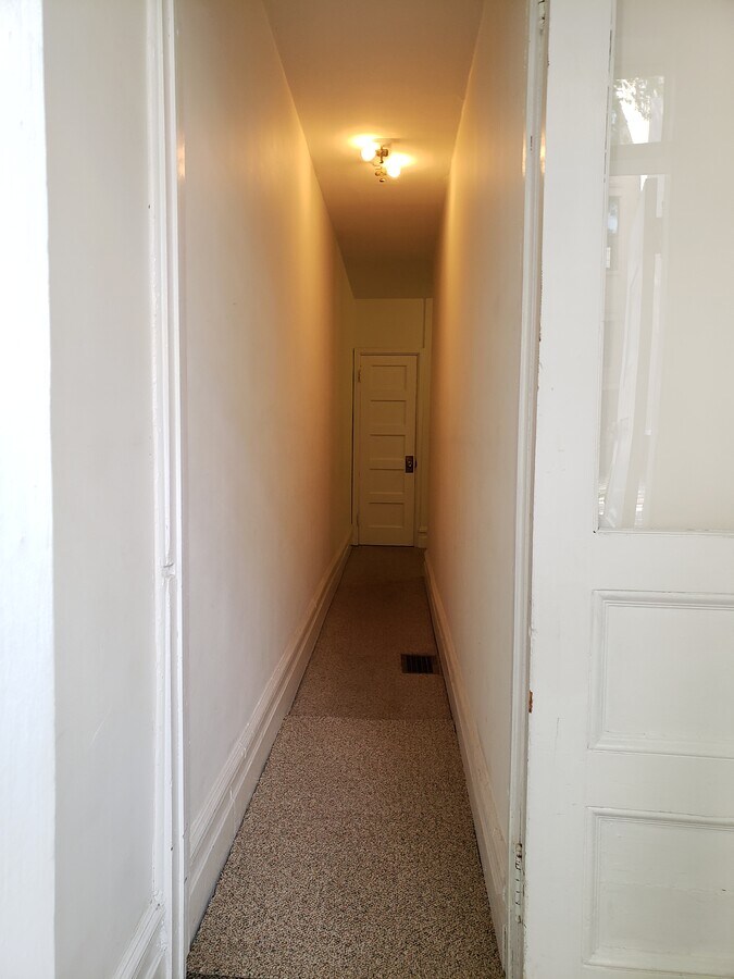 24A Sidney Pl, Brooklyn, NY 11201