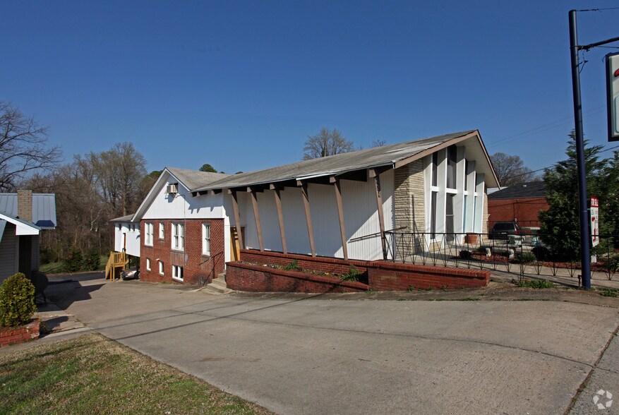 624 Church St N, Concord, NC 28025