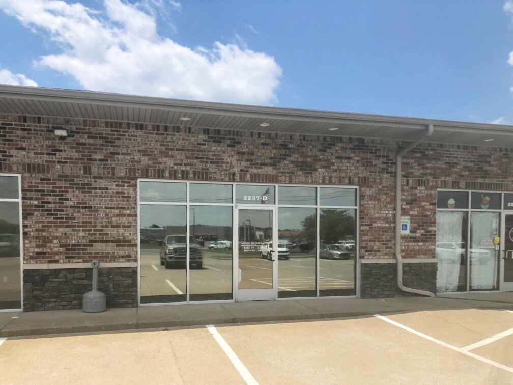2237 Lowes Dr, Clarksville, TN 37040 Office Space for Lease