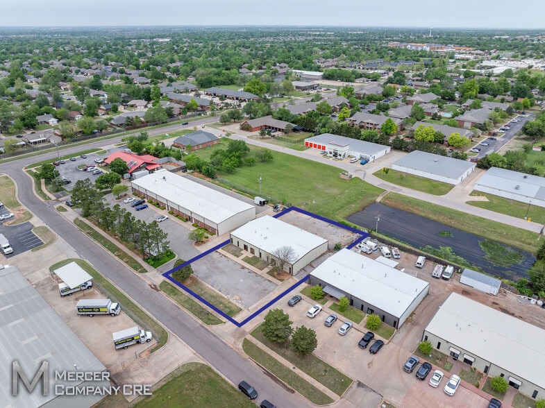717 Evergreen St, Edmond, OK for lease - Aerial - Image 1 of 22