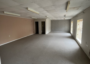 1-3a Manor Ln, Shipley for lease Interior Photo- Image 2 of 2