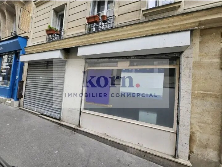 Multifamily in Paris for sale - Building Photo - Image 1 of 8