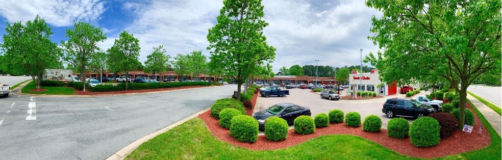 5800-5900 Duraleigh Rd, Raleigh, NC for lease - Building Photo - Image 2 of 9