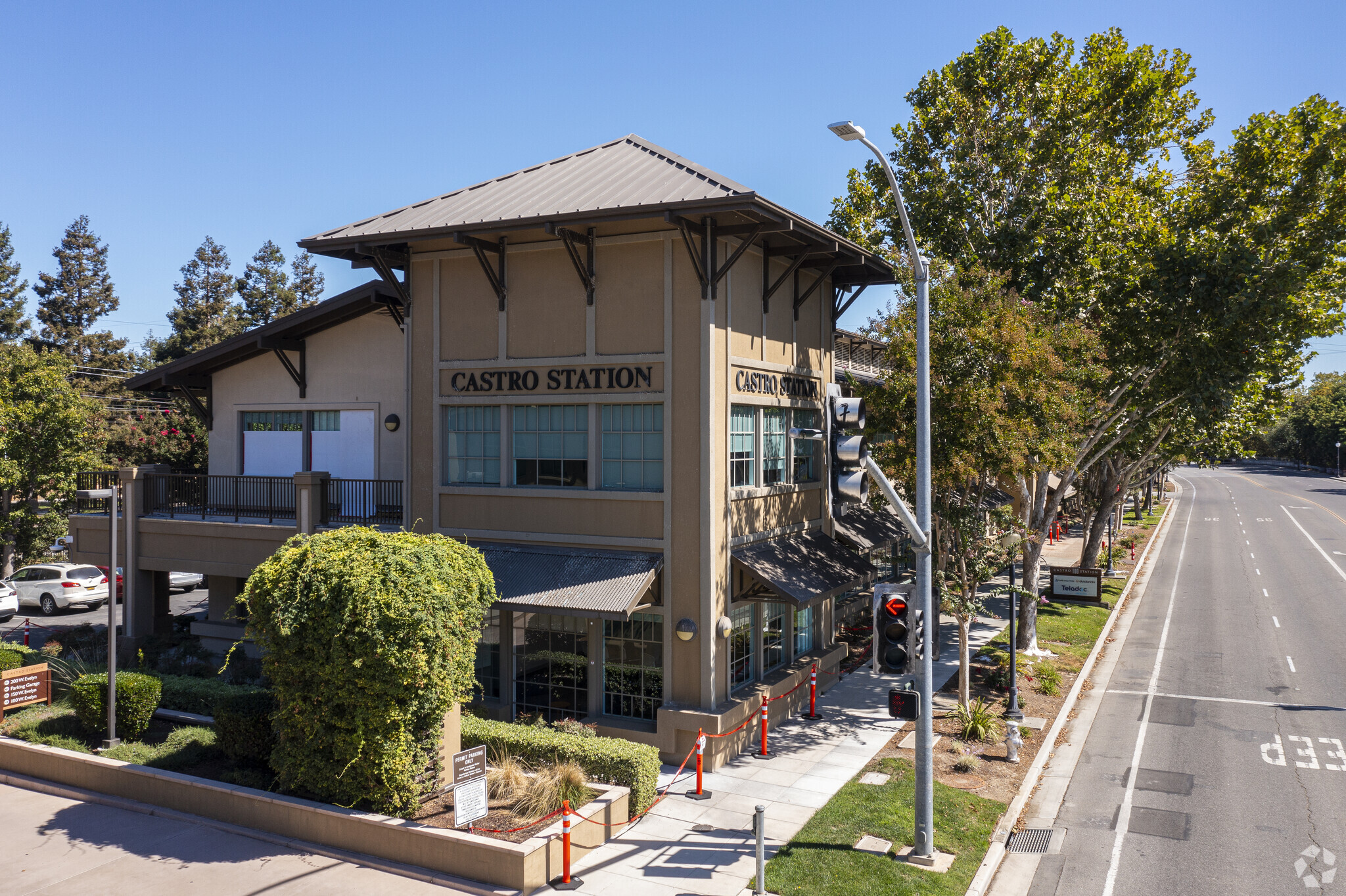 150 W Evelyn Ave, Mountain View, CA for lease Building Photo- Image 1 of 15