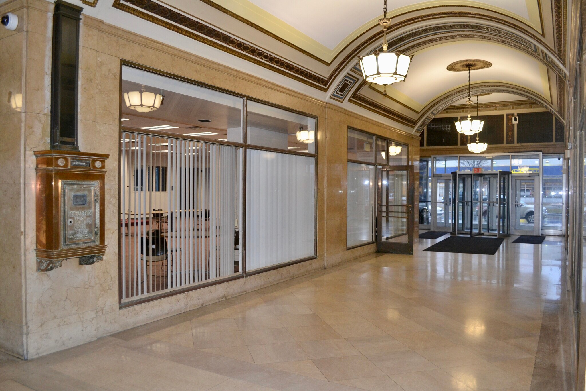 7300 Woodward Ave, Detroit, MI 48202 7300 Woodward Building