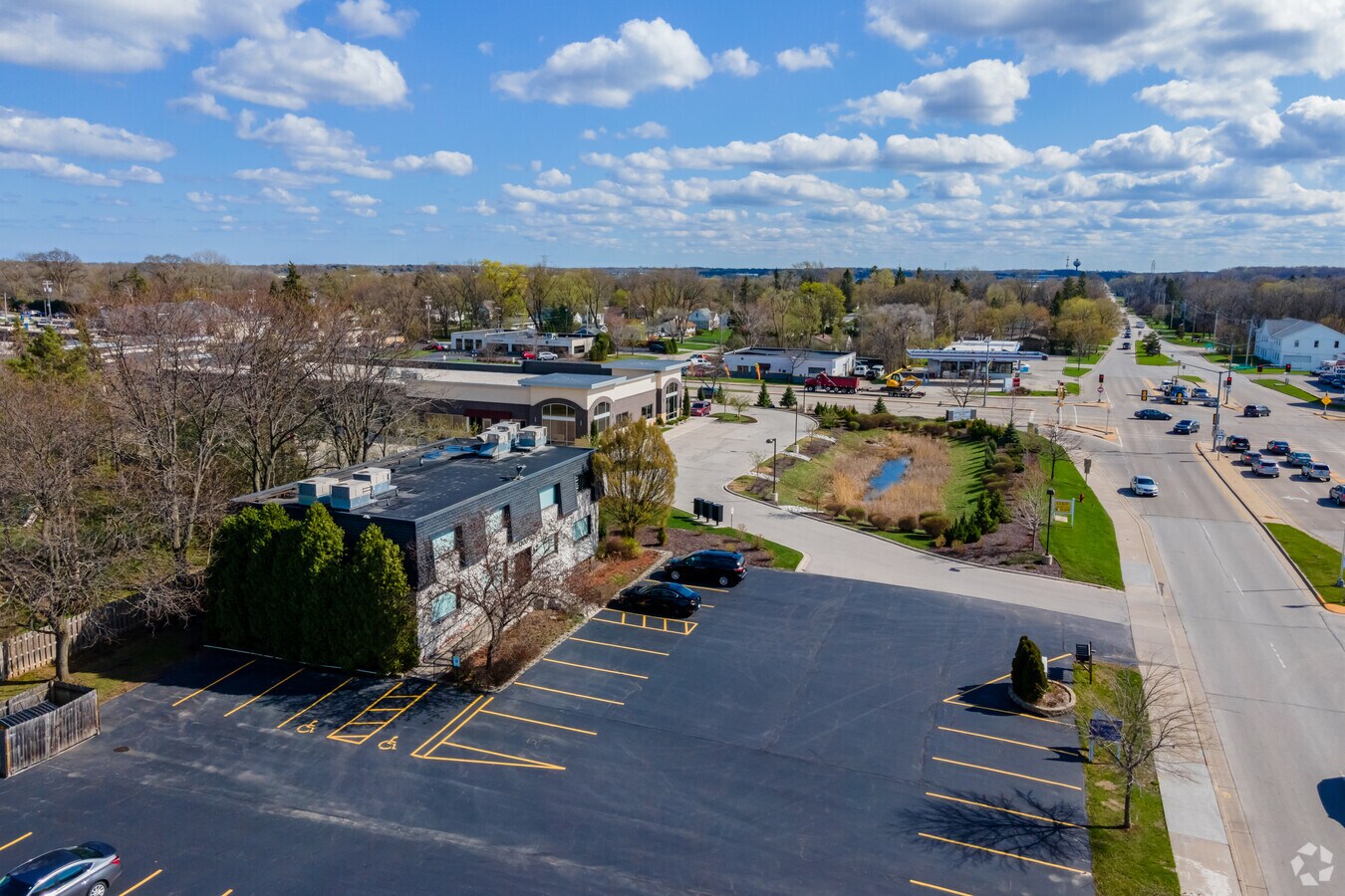 1300 S Calhoun Rd, Brookfield, WI 53005