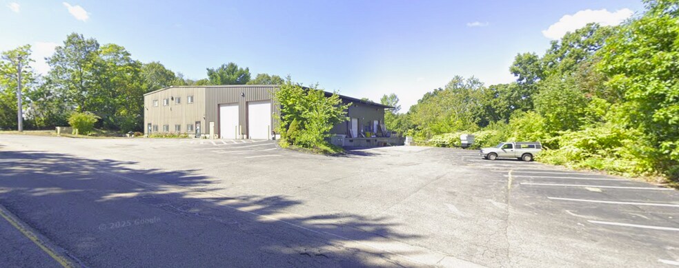 152 Centre St, Holbrook, MA for lease - Primary Photo - Image 1 of 1