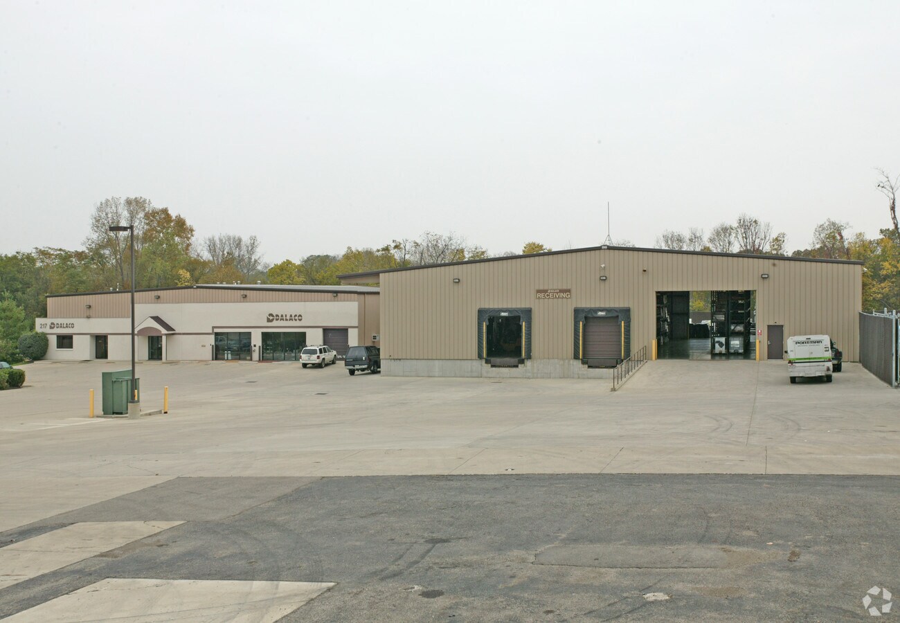 217 Pioneer Blvd, Springboro, OH 45066