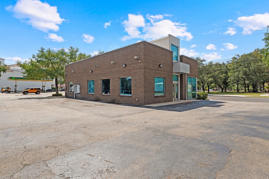1800 Westheimer Rd, Houston, TX for lease - Building Photo - Image 3 of 9