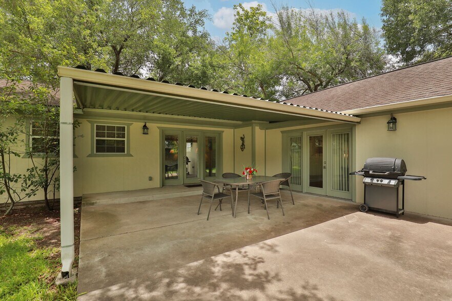 11616 Old Main Street Loop Rd, Houston, TX for sale - Building Photo - Image 3 of 7