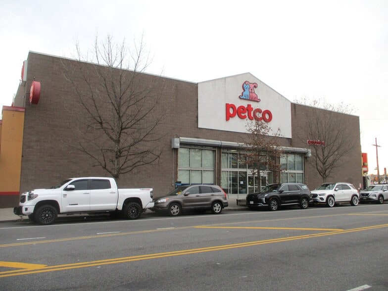 2343 Utica Ave, Brooklyn, NY for lease - Building Photo - Image 3 of 23