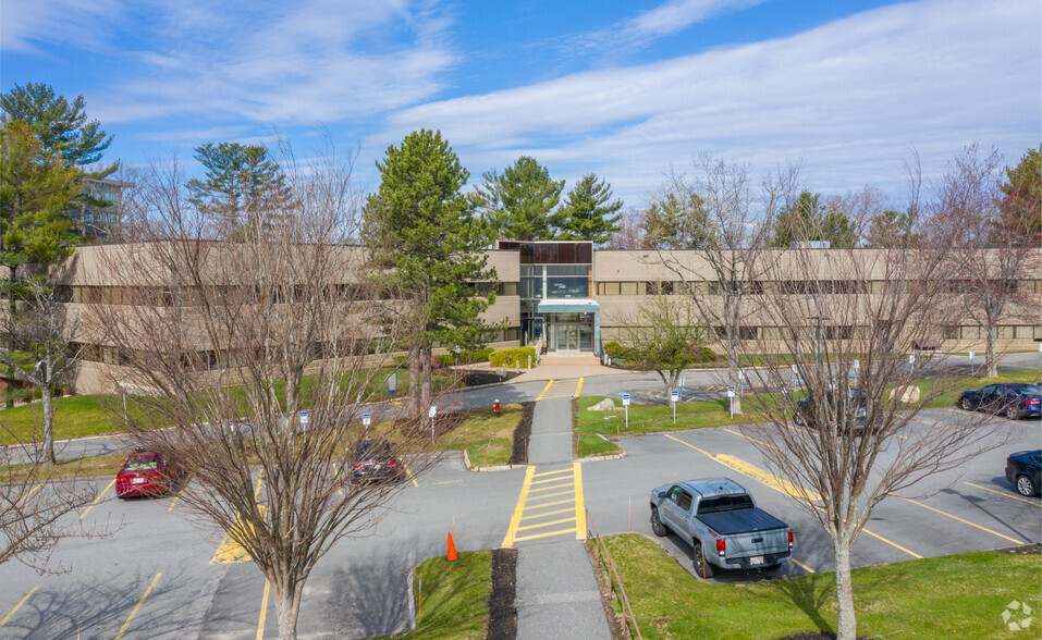 303 Wyman St, Waltham, MA for lease - Building Photo - Image 1 of 4