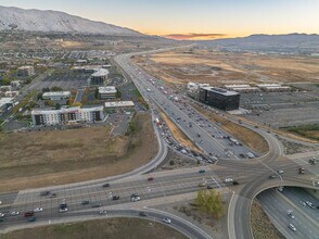 65 E Wadsworth Park Dr, Draper, UT for lease Building Photo- Image 2 of 16