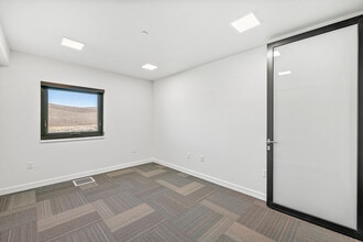 4376 Forestdale Dr, Park City, UT for lease Interior Photo- Image 2 of 4