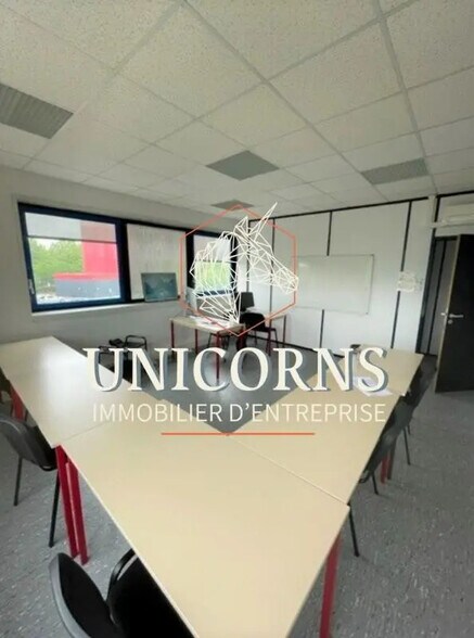 Office in Labège for lease - Interior Photo - Image 3 of 11