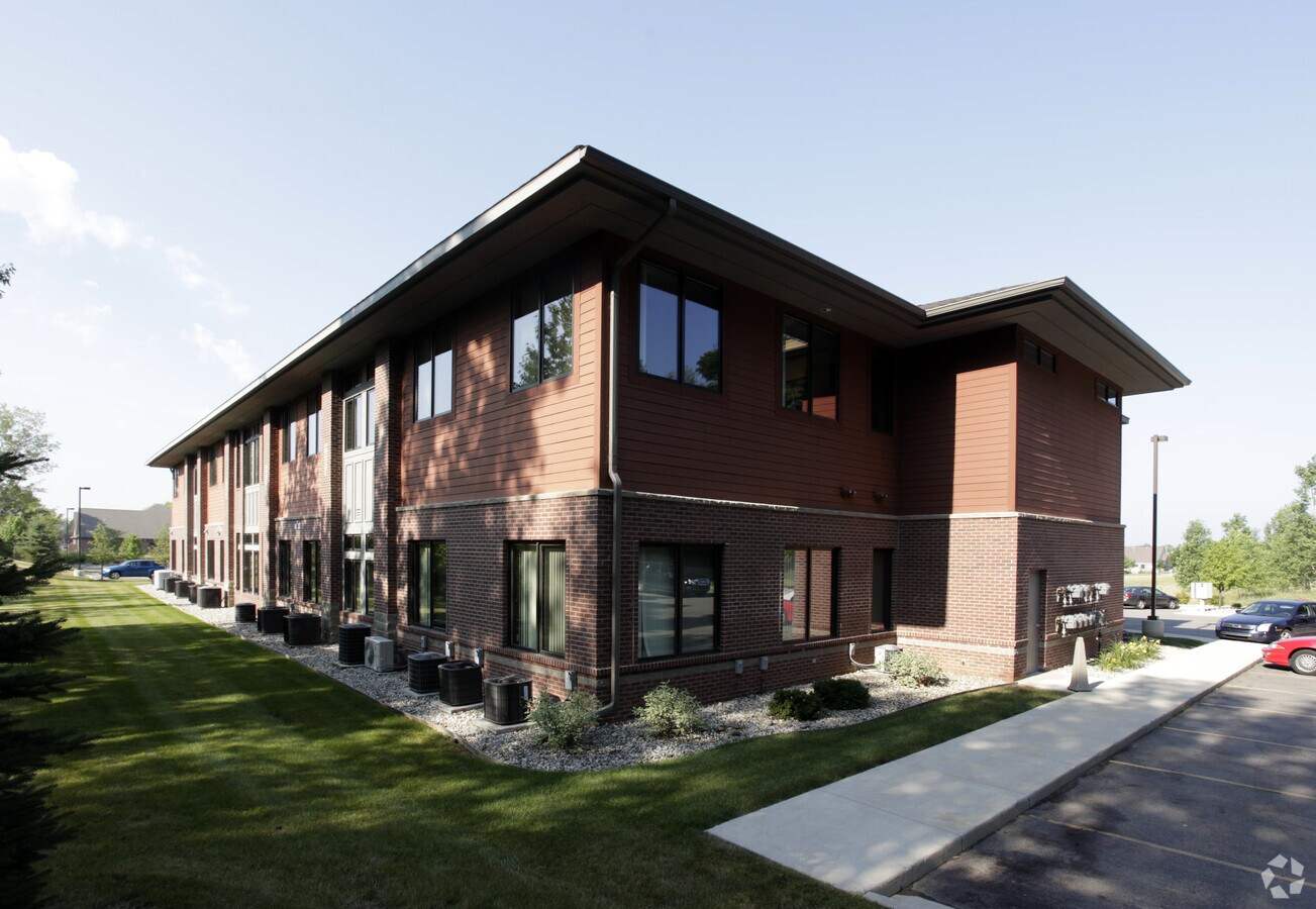 2150 Association Dr, Okemos, MI 48864