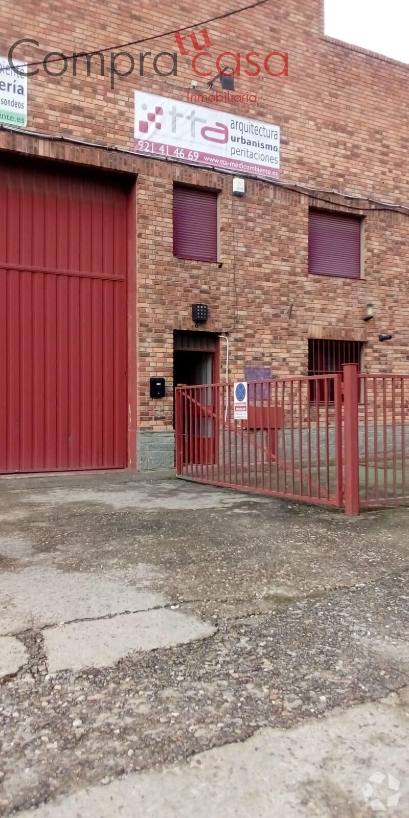 Industrial in Segovia, Segovia for lease Primary Photo- Image 1 of 5