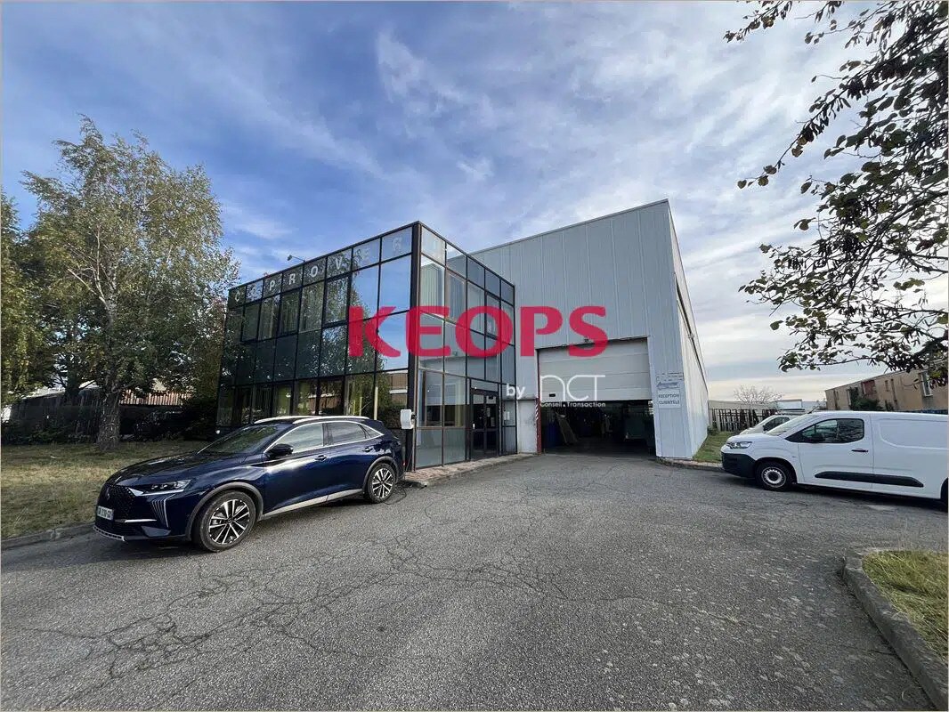 Flex in Toulouse for sale Building Photo- Image 1 of 11