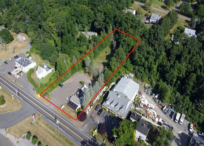 1874 Middletown Ave, Northford, CT 06472