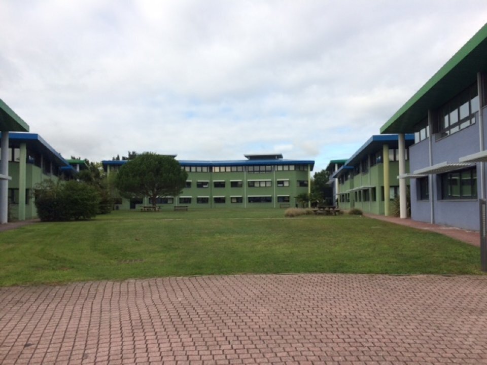 Office in Pessac for lease Building Photo- Image 1 of 6