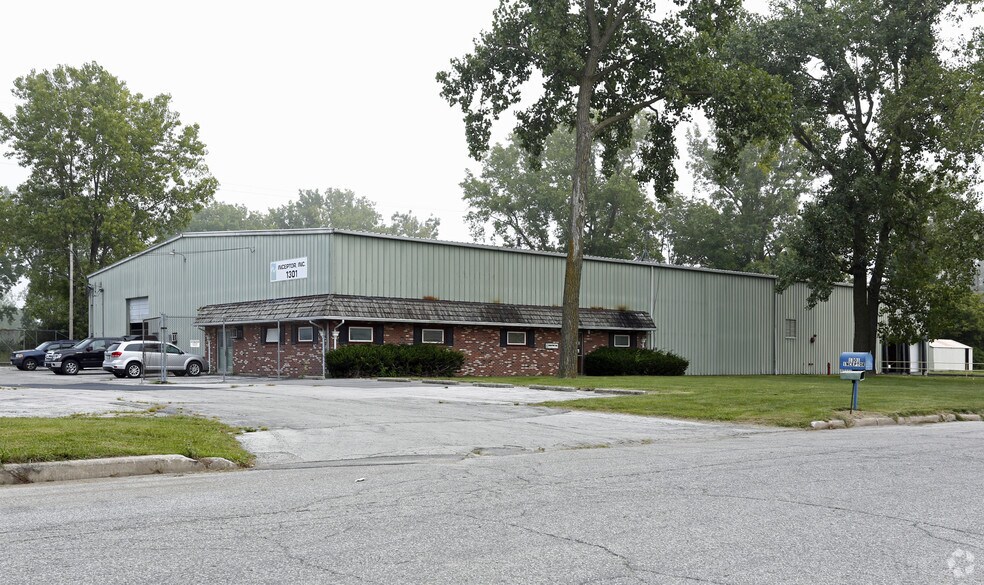 1301 Progress Ave, Toledo, OH for sale - Primary Photo - Image 1 of 1