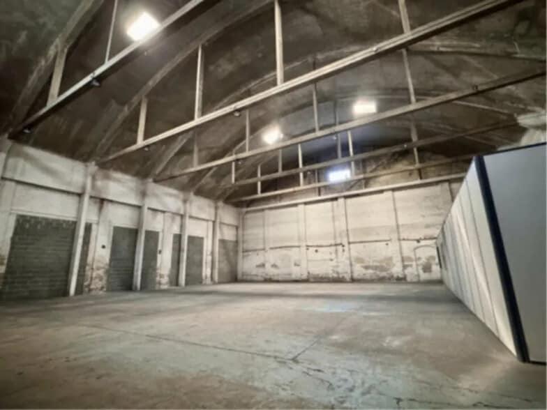 Flex in Le Havre for sale - Interior Photo - Image 2 of 2