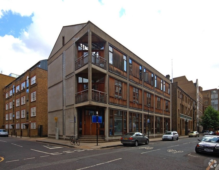 20-21 Queen Elizabeth St, London for lease - Building Photo - Image 3 of 14