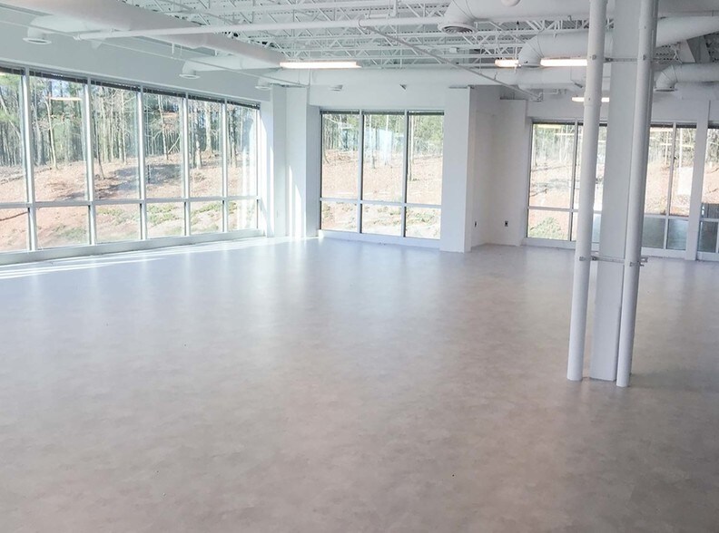 101 World Dr, Peachtree City, GA for sale - Interior Photo - Image 1 of 1