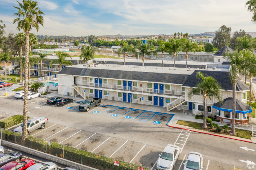 3663 La Sierra Ave, Riverside, CA for sale - Building Photo - Image 2 of 22