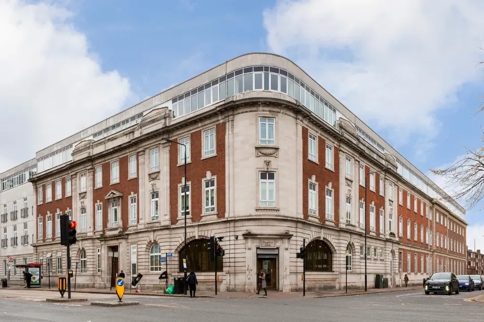 1-5 Vicarage Ln, London for lease Building Photo- Image 1 of 4