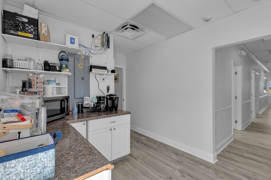 3718 N Roosevelt Blvd, Key West, FL for sale - Building Photo - Image 2 of 14