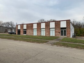 70-80 Novner Dr, Woodlawn OH - Warehouse