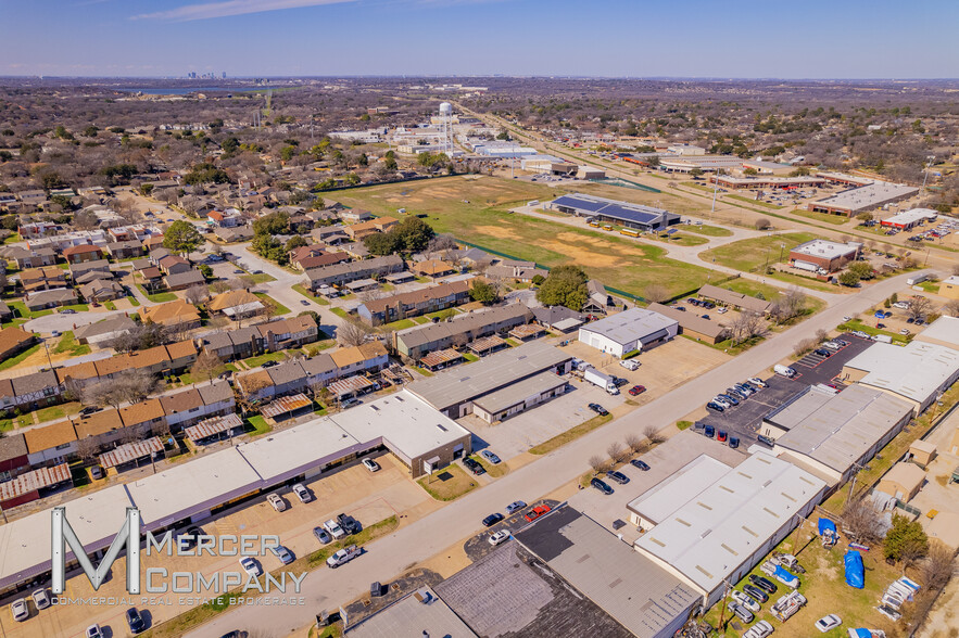 2232 Michigan Ave, Arlington, TX for lease - Aerial - Image 2 of 3